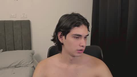 thiaan__ online show from 31, 12, 2024