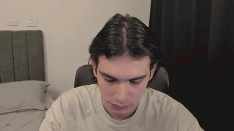 thiaan__ online show from 1, 1, 2025