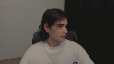 thiaan__ online show from 9, 3, 2025