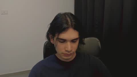 thiaan__ online show from 10, 3, 2025