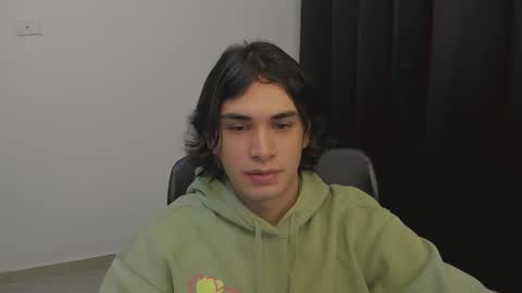 thiaan__ online show from 11, 3, 2025