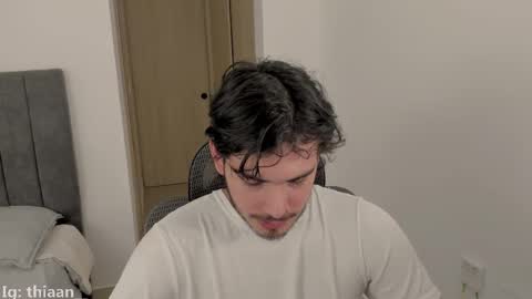 thiaan__ online show from 10, 9, 2025