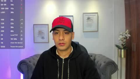 Snapshot of thiago_collins16 chatting on 9, 11, 2025 Thiago online show from 9, 11, 2025