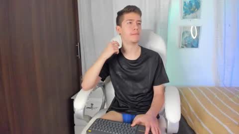 Snapshot of thiago_james69 chatting on 14, 9, 2025 Manuel online show from 14, 9, 2025