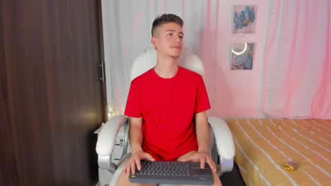 Snapshot of thiago_james69 chatting on 20, 9, 2025 Manuel online show from 20, 9, 2025