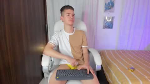 Snapshot of thiago_james69 chatting on 21, 9, 2025 Manuel online show from 21, 9, 2025