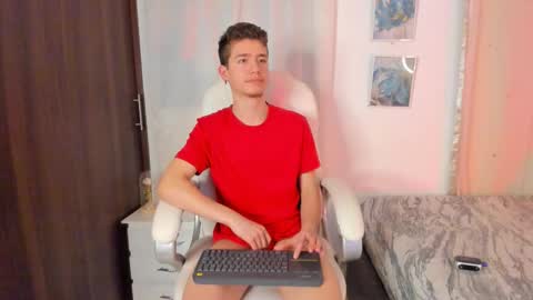 Snapshot of thiago_james69 chatting on 12, 10, 2025 Manuel online show from 12, 10, 2025