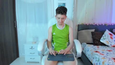 Snapshot of thiago_james69 chatting on 2, 11, 2025 Manuel online show from 2, 11, 2025