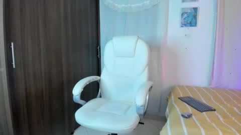 Snapshot of thiago_james69 chatting on 13, 11, 2025 Manuel online show from 13, 11, 2025