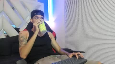 Snapshot of thiago_preston chatting on 19, 5, 2026 Thiago online show from 19, 5, 2026