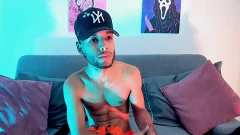 Snapshot of thiagoferreti_ chatting on 7, 7, 2026 ThiagoFerreti online show from 7, 7, 2026