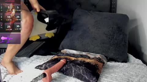 Thiago Flores online show from 9, 12, 2024