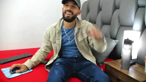 Thia Gomez online show from 20, 3, 2026