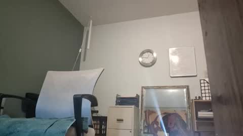 thick2handcurve online show from 28, 2, 2026