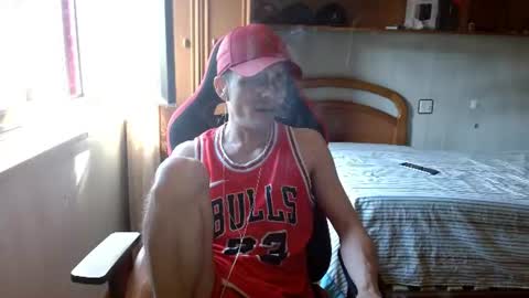 Snapshot of thick_and_big_cock chatting on 15, 6, 2026 Latino 8.5 inches online show from 15, 6, 2026