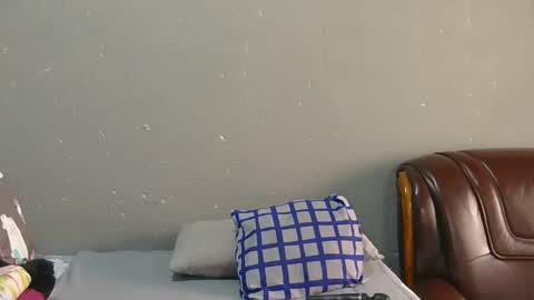 Snapshot of thickcaramel_p chatting on 21, 2, 2025 phindy online show from 21, 2, 2025