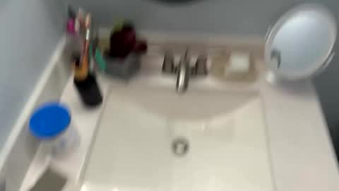 Snapshot of thickdixk068 chatting on 16, 11, 2025 thickdixk068 online show from 16, 11, 2025