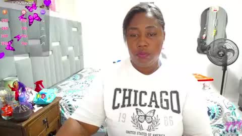 Snapshot of thickebonymilf chatting on 29, 6, 2026 XIOMARA online show from 29, 6, 2026