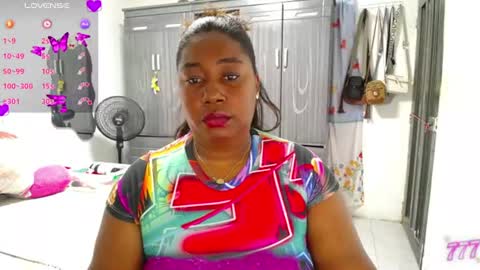Snapshot of thickebonymilf chatting on 6, 7, 2026 XIOMARA online show from 6, 7, 2026