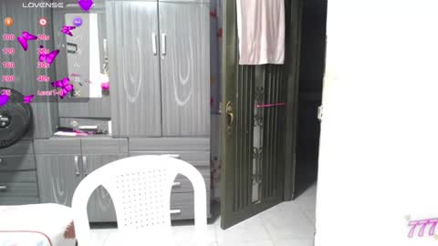 Snapshot of thickebonymilf chatting on 12, 7, 2026 XIOMARA online show from 12, 7, 2026