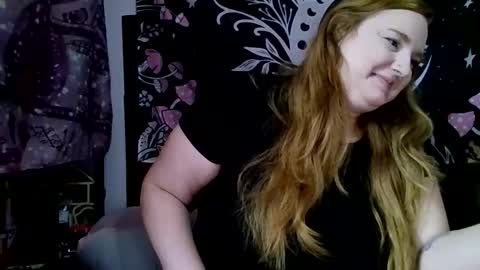 Snapshot of thickgingergoddess chatting on 21, 11, 2025 Ariel online show from 21, 11, 2025