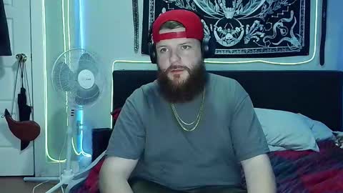 Snapshot of thickhandsomeman chatting on 11, 12, 2024 ThickHandsomeMan online show from 11, 12, 2024