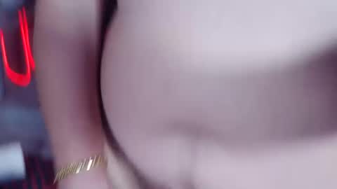 Snapshot of thickhandsomeman chatting on 24, 12, 2024 ThickHandsomeMan online show from 24, 12, 2024