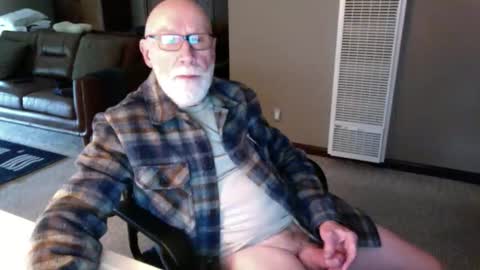 Snapshot of thickmorningwoodinyoualways chatting on 17, 12, 2025 Thickmorningwoodinyou always online show from 17, 12, 2025