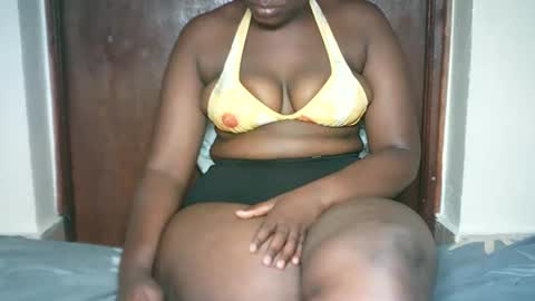 Snapshot of thickybabe_05 chatting on 27, 1, 2025 thickybabe_05 online show from 27, 1, 2025