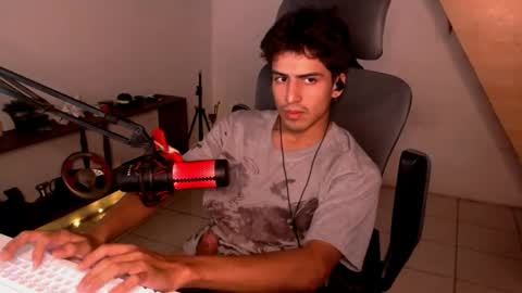 thieves_us online show from 4, 12, 2025