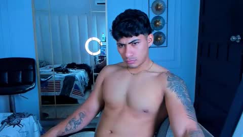 MICHAEL AND CRISS online show from 13, 10, 2025