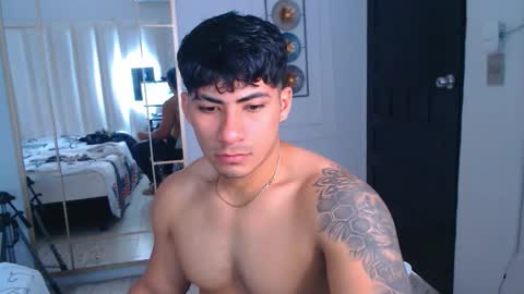 MICHAEL AND CRISS online show from 15, 1, 2026