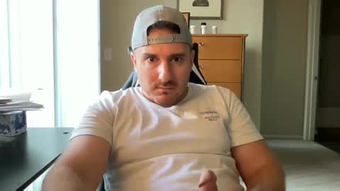 Snapshot of thisbigjewishdick chatting on 3, 3, 2025 This Big Jewish Dick online show from 3, 3, 2025