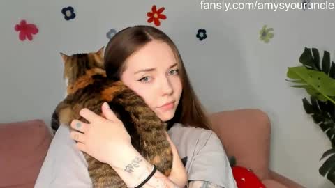 Snapshot of thisisamelia chatting on 10, 5, 2026 Amelia shows on mondays fridays and sundays if anything changes im giving updates on my fansly online show from 10, 5, 2026