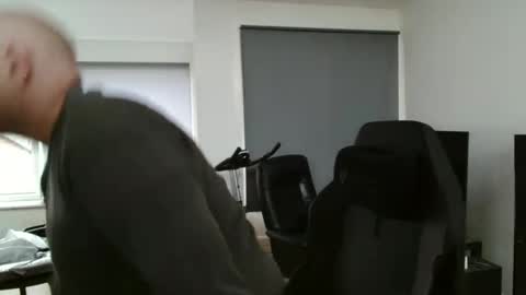 thomas315627 online show from 13, 4, 2026