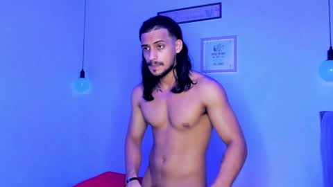 Thomas online show from 4, 12, 2024