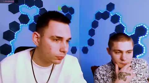 Snapshot of thomas_crow chatting on 1, 12, 2025 thomas_crow online show from 1, 12, 2025