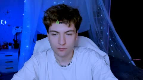 thomas_crow online show from 27, 3, 2026