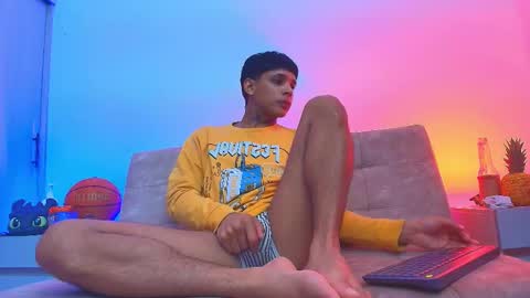 Snapshot of thomas_elg chatting on 20, 11, 2025 THOMAS JOHANN online show from 20, 11, 2025