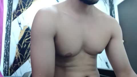 Snapshot of thomas_neuman chatting on 1, 2, 2026 Thomas online show from 1, 2, 2026