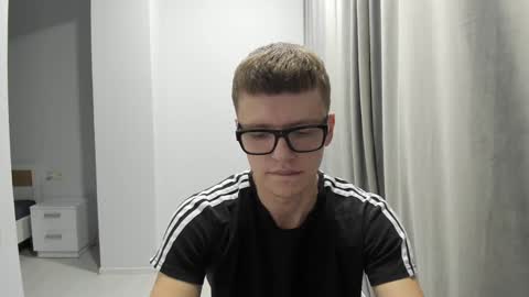 Tomas online show from 3, 12, 2024