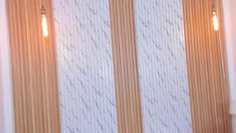 Snapshot of thomas_walker0 chatting on 8, 11, 2025 Thomas online show from 8, 11, 2025