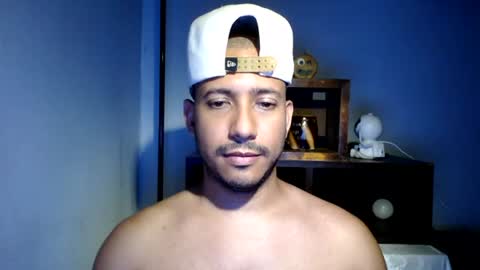 Snapshot of thommerxxx chatting on 11, 6, 2026 Thom online show from 11, 6, 2026