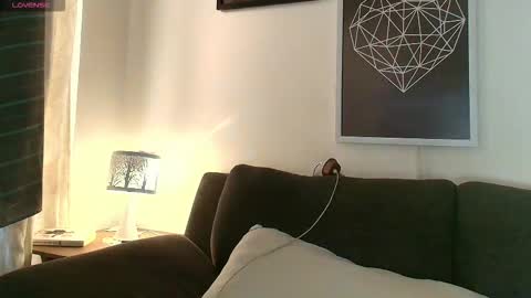 thomylov online show from 12, 1, 2026