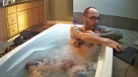 Snapshot of thor1892 chatting on 31, 10, 2025 thor1892 online show from 31, 10, 2025