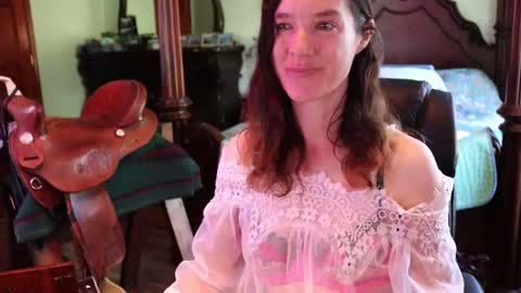 Snapshot of thornbury_rose chatting on 26, 9, 2025 ThornburyRose online show from 26, 9, 2025