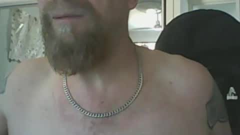 Snapshot of thrillingozziecock chatting on 25, 9, 2025 thrillingozziecock online show from 25, 9, 2025