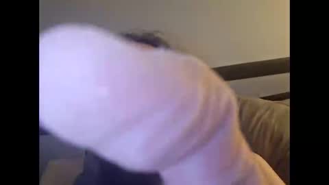 Snapshot of throbster513 chatting on 10, 11, 2025 throbster513 online show from 10, 11, 2025