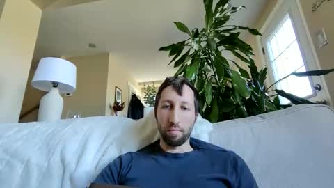 throwawayafteruse20202 online show from 4, 11, 2025