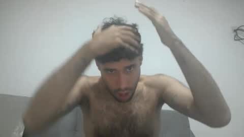 Snapshot of throwawayyourgun chatting on 29, 10, 2025 Luka online show from 29, 10, 2025